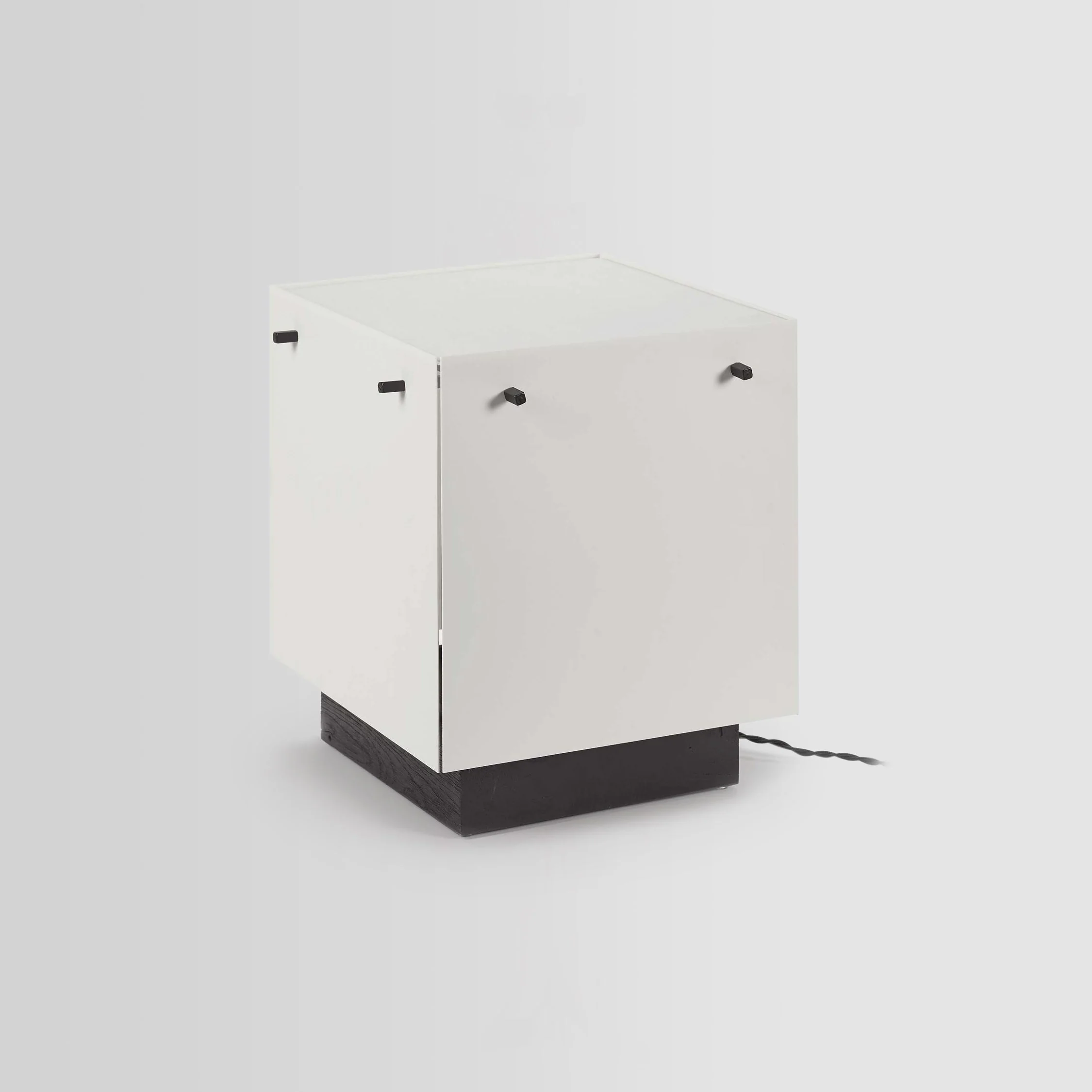Laslo L - Table Lamp