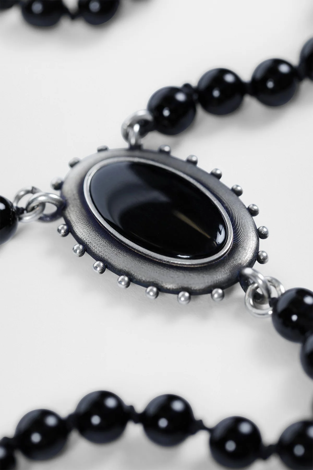 Imen Beaded Necklace - Image 2