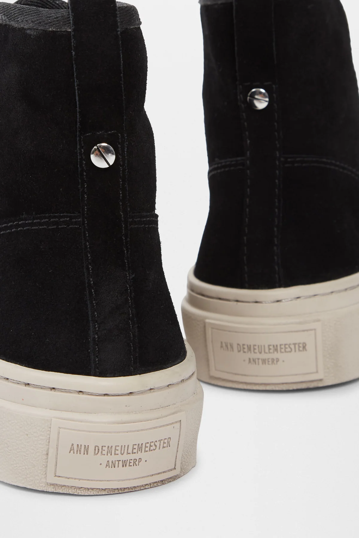 Sarin Vulcanized Mid-Top Sneakers - Image 5