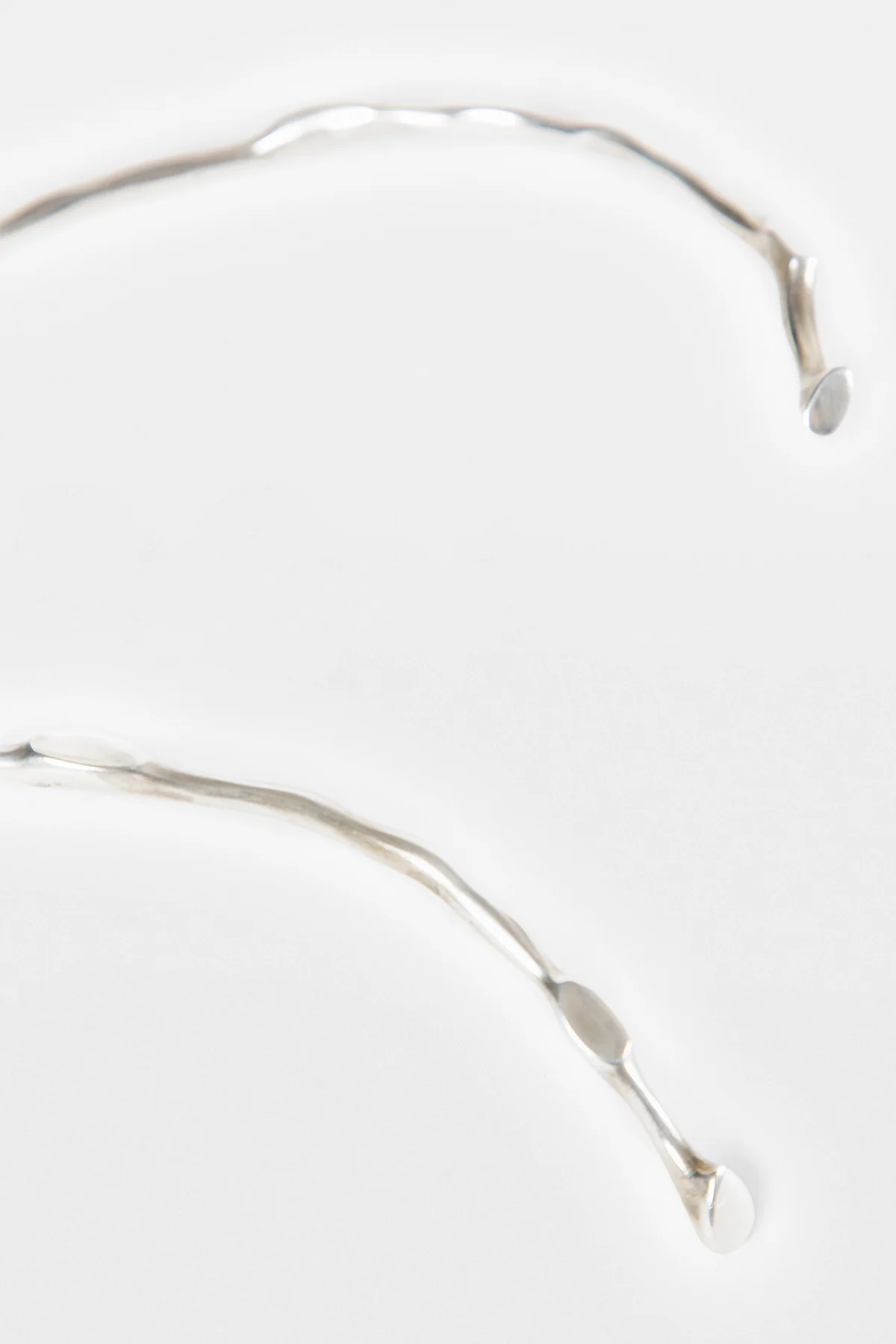 Futuristic Fine Thorn Necklace - Image 2