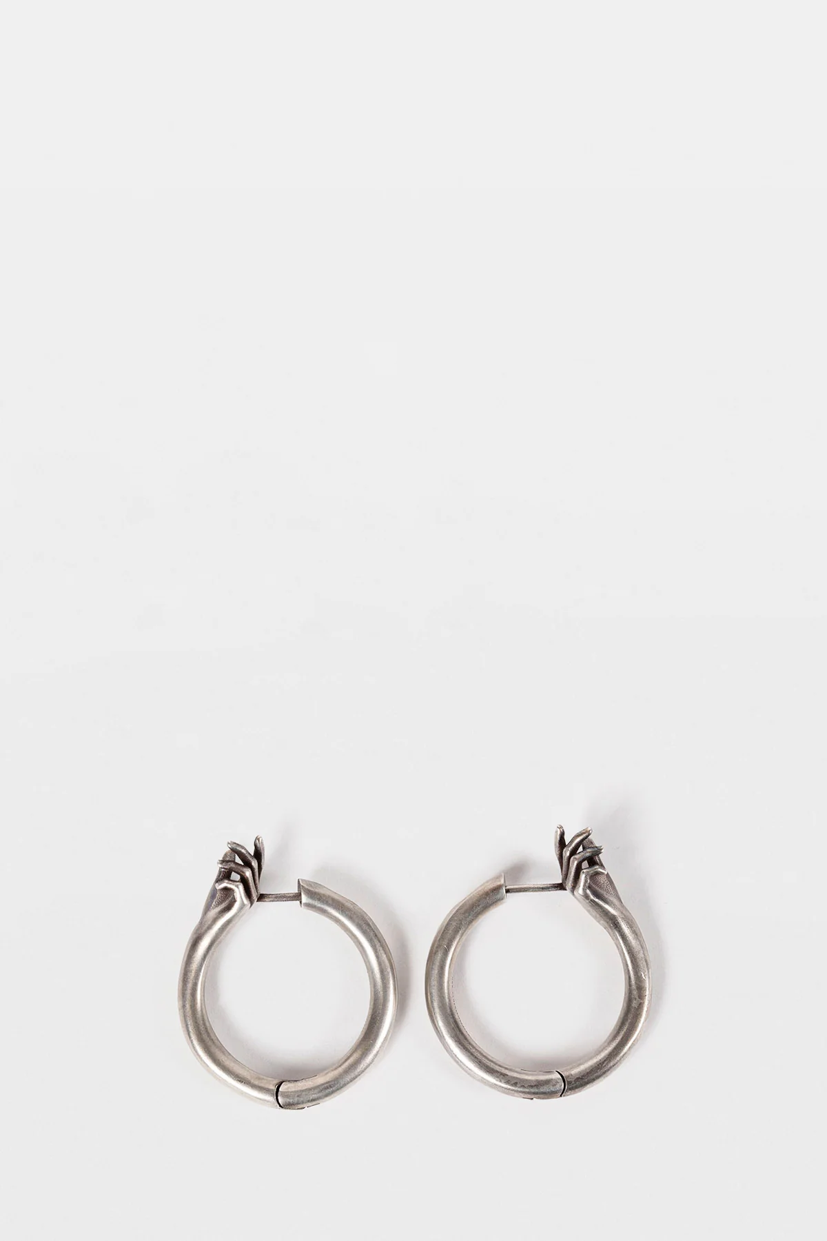 Cajsa Hand Earrings
