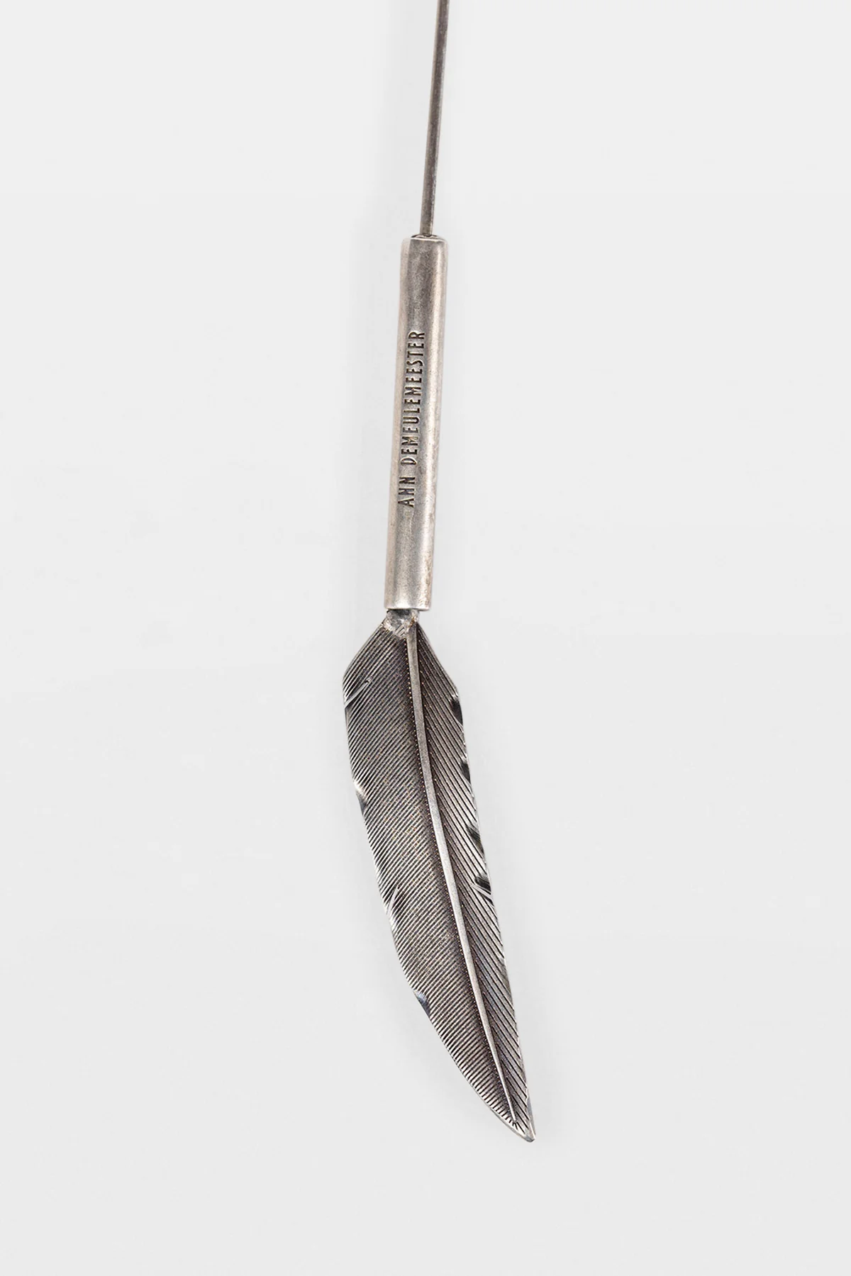 Lorns Feather Pin - Image 4