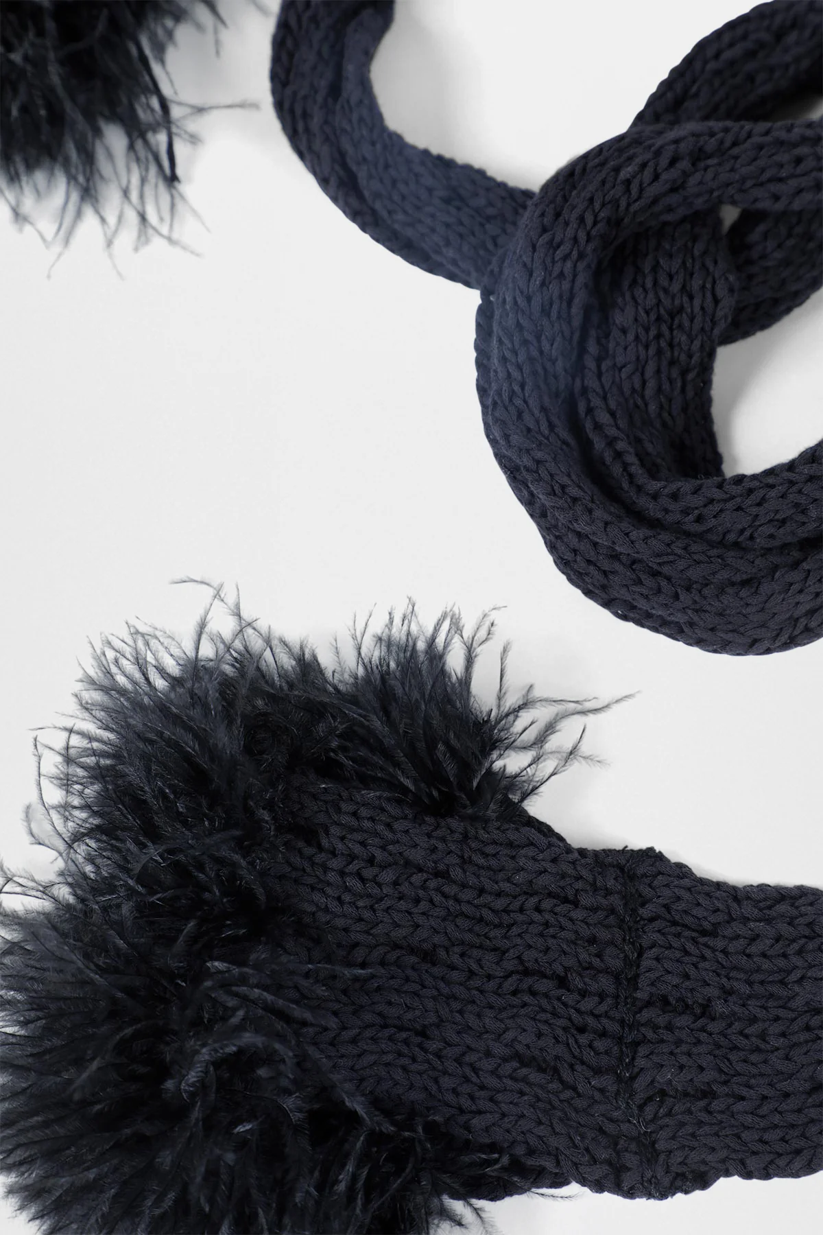 Rae Ribbed Scarf With Feathered Ruffles - Image 2