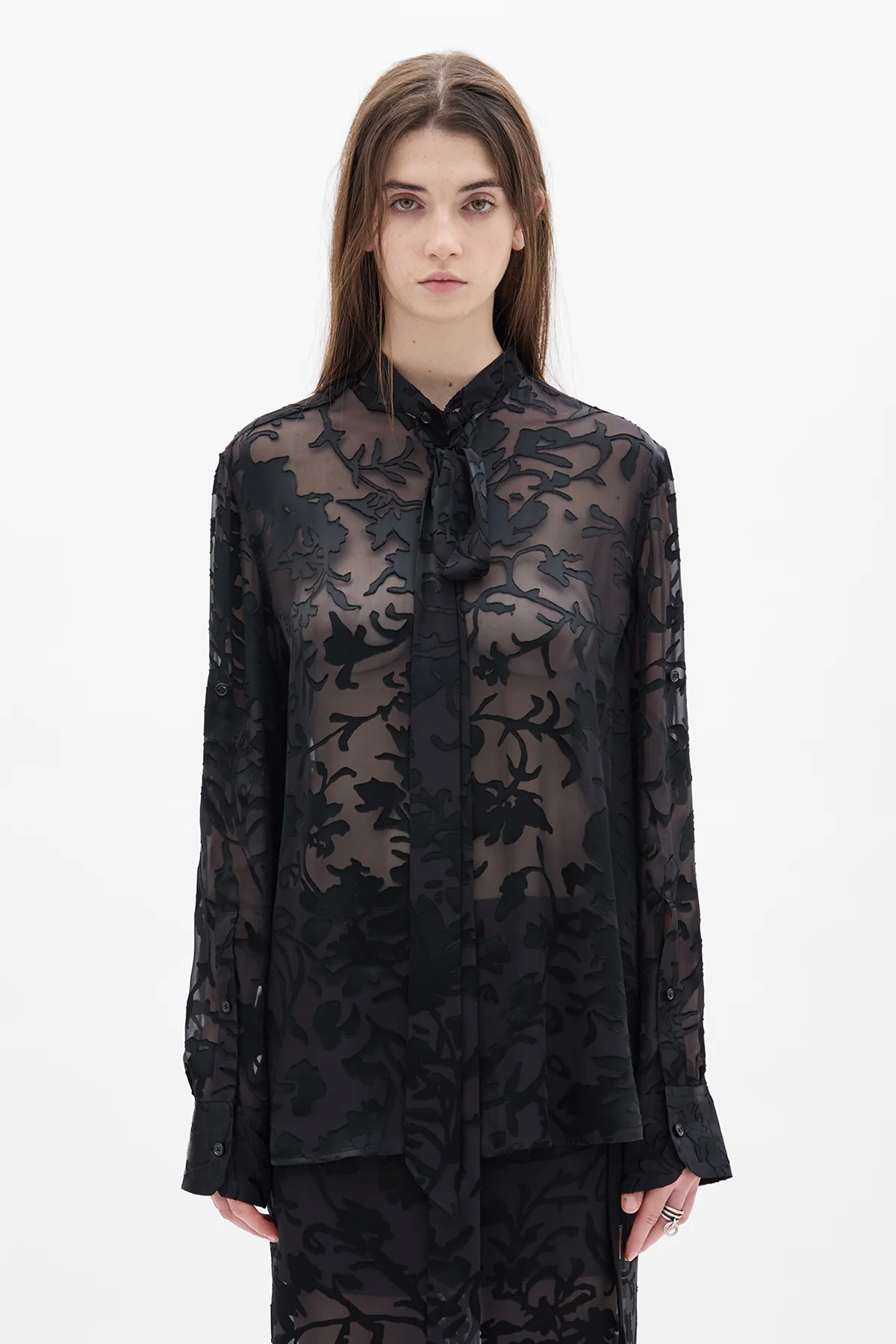Dien Standard Collar Long Shirt with Foulard
