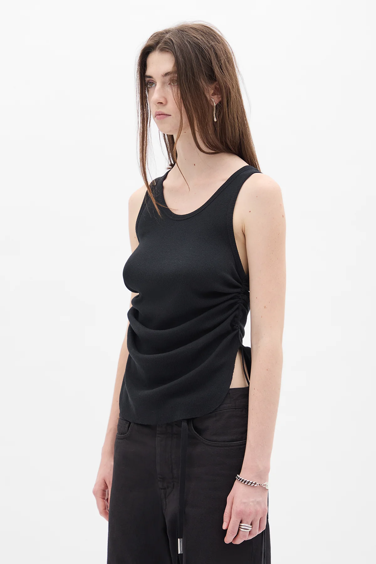 Mara Wrinkled Cropped Tank Top - Image 2