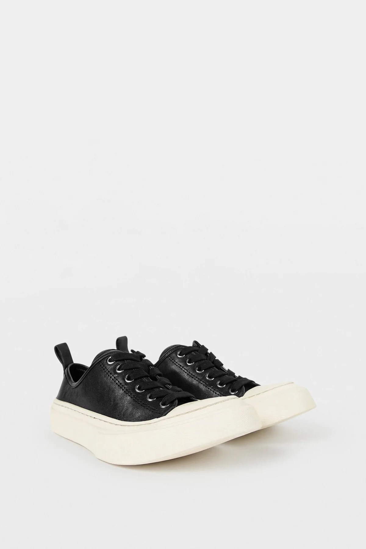 Suri Vulcanized Low-Top Sneakers
