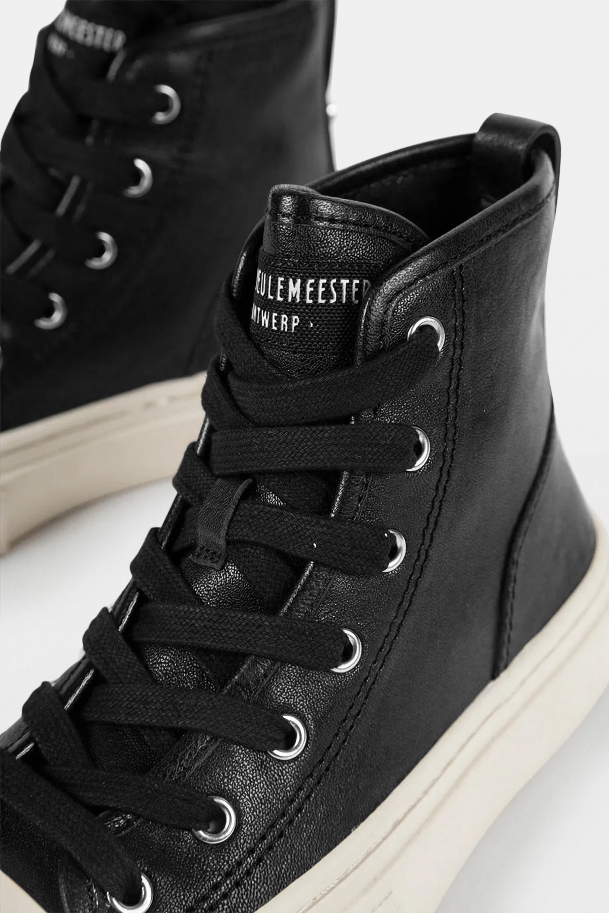 Ycke Vulcanized Mid-Top Sneakers - Image 4